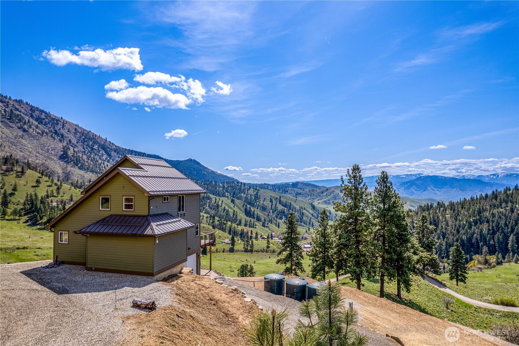 9660 Nahahum Canyon Road Cashmere, WA 98815 - Photo 1 of 39