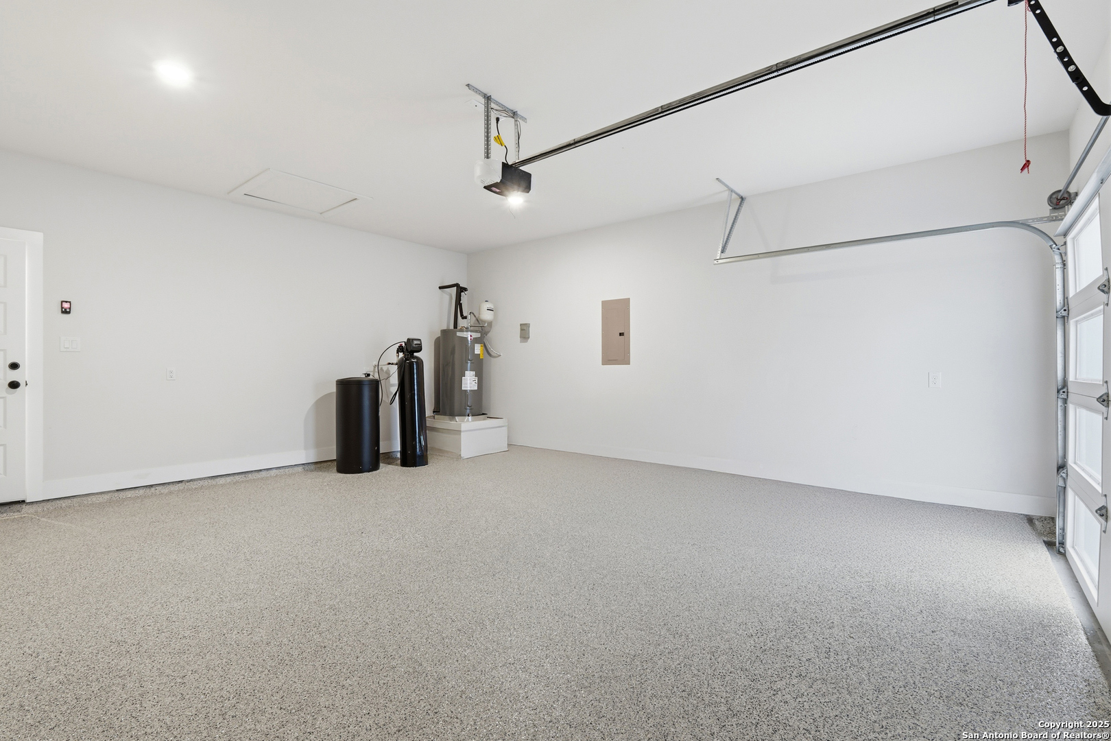 1266 Highpoint Lane Spring Branch, TX 78070 - Photo 11 of 36