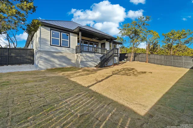 $392,500 | 1266 Highpoint Lane, Spring Branch, TX 78070