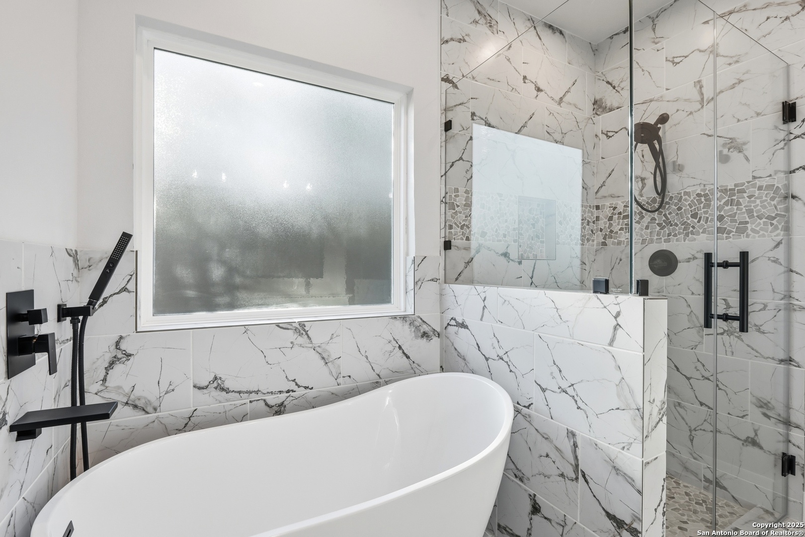 1266 Highpoint Lane Spring Branch, TX 78070 - Photo 5 of 36