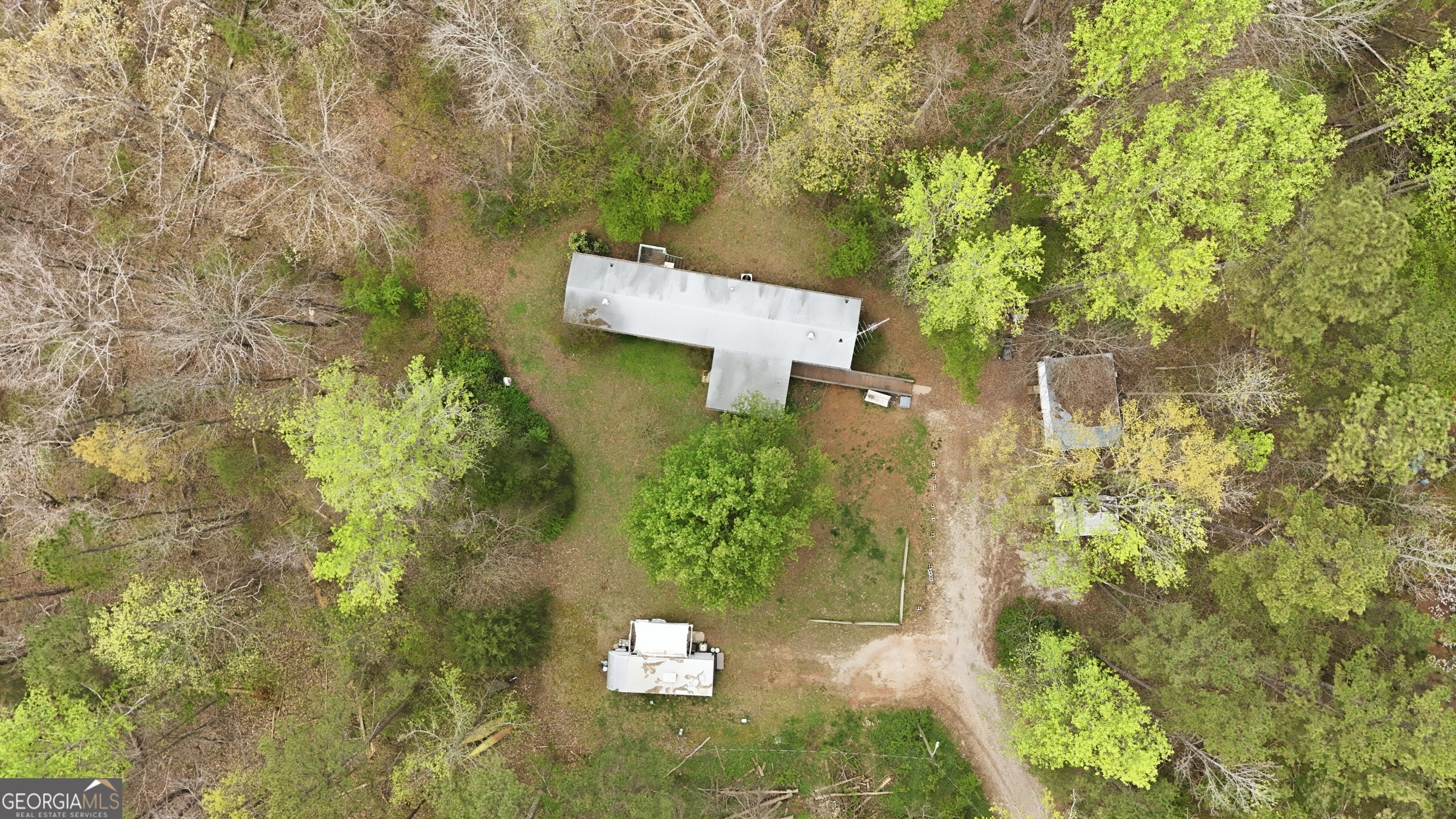 2529 McFarlin Bridge Road Carnesville, GA 30521 - Photo 7 of 10