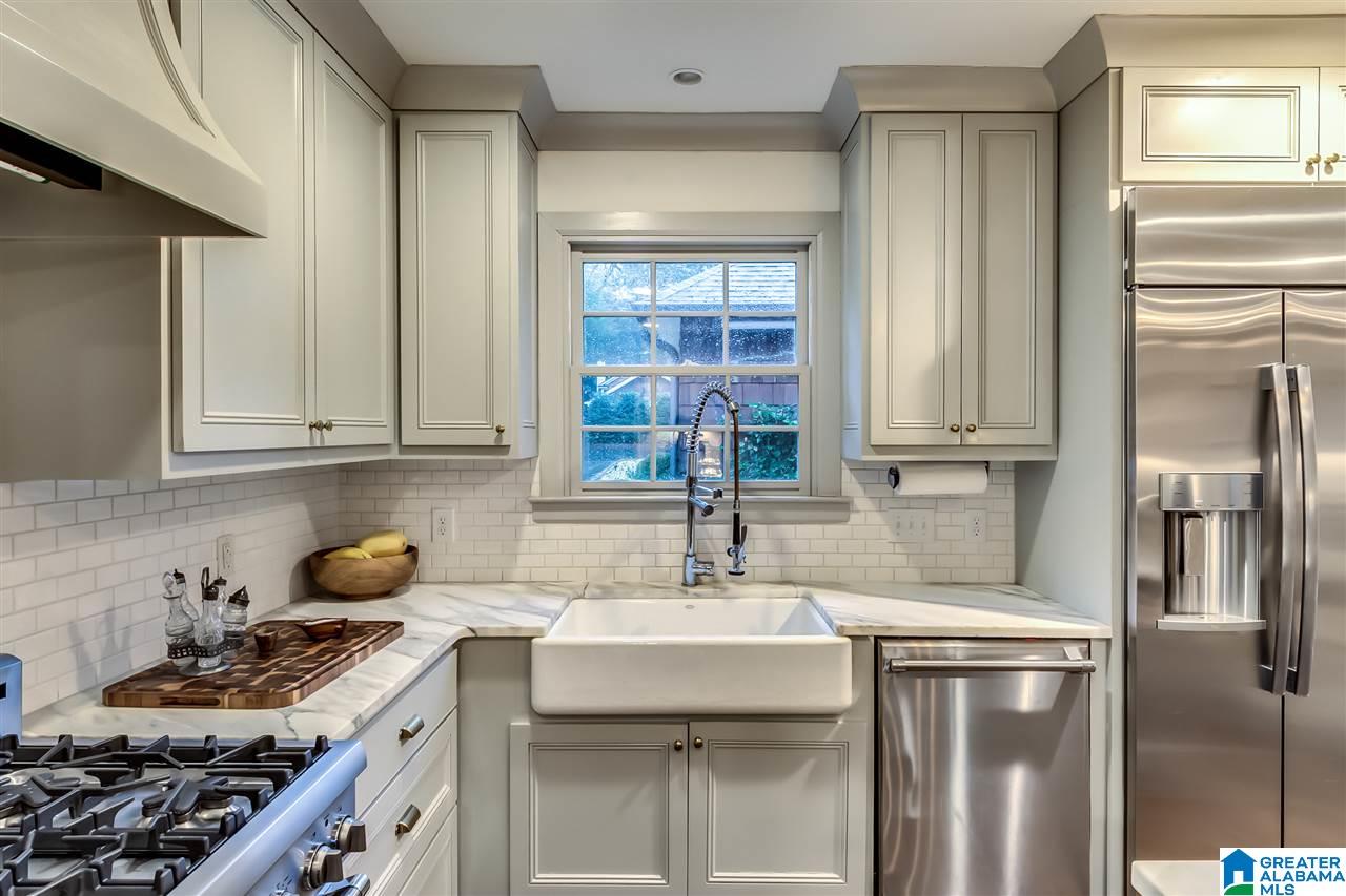2919 Surrey Road Birmingham, AL 35223 - Photo 14 of 45