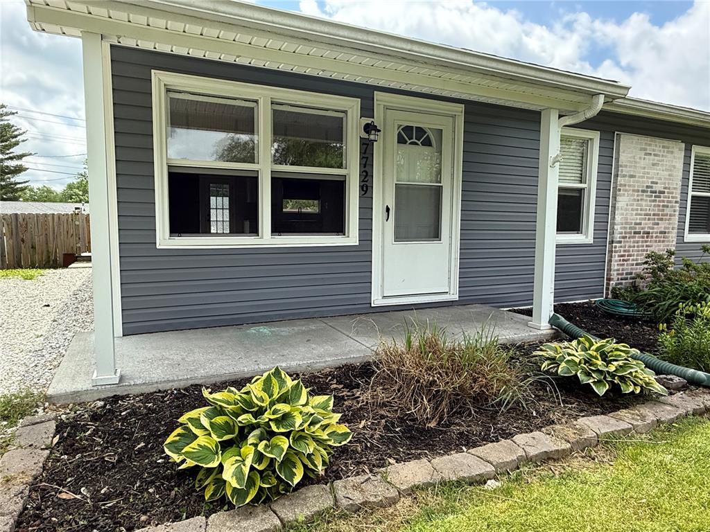 7729 North Humbert Road Godfrey, IL 62035 - Photo 3 of 23 Gallery Image 3