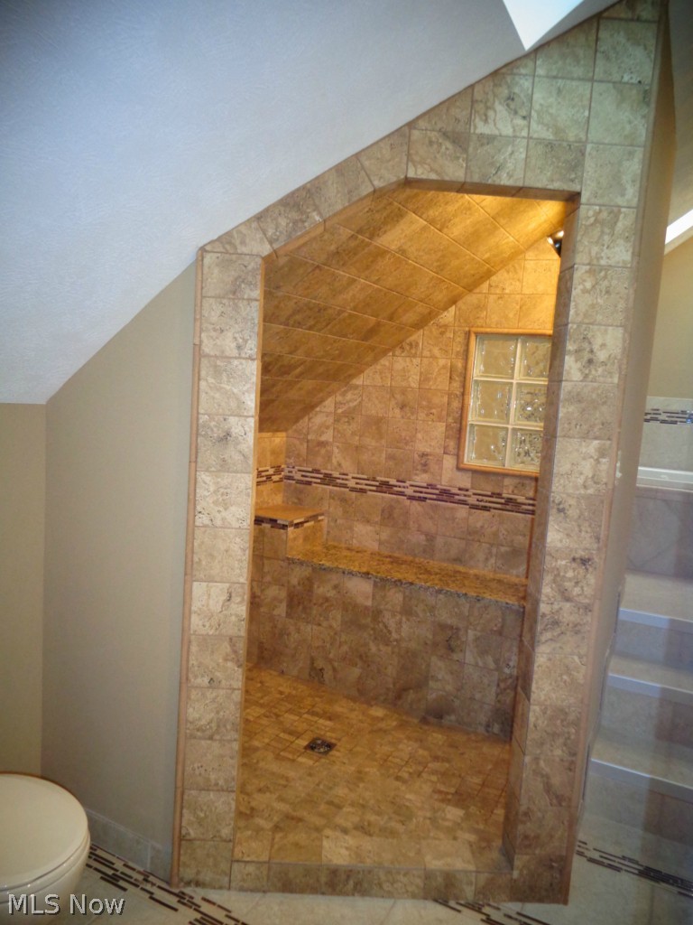 29205 White Road Wickliffe, OH 44092 - Photo 13 of 25 Gallery Image 13