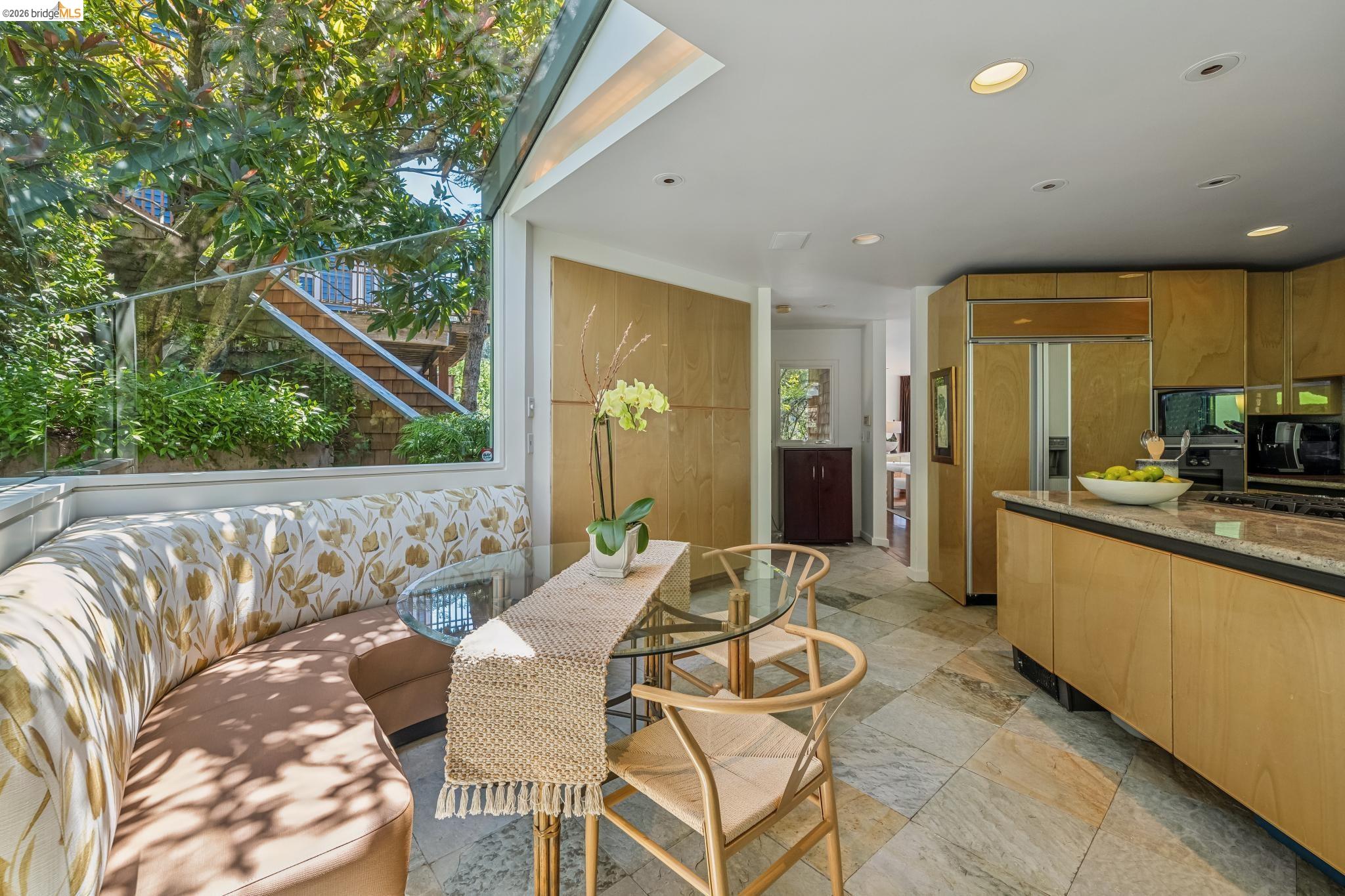 2223 Tunnel Road Oakland, CA 94611 - Photo 24 of 61