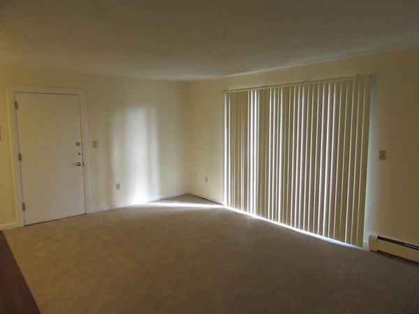 58 Jacqueline Road, Unit 12 Waltham, MA 02452 - Photo 8 of 16 Gallery Image 8