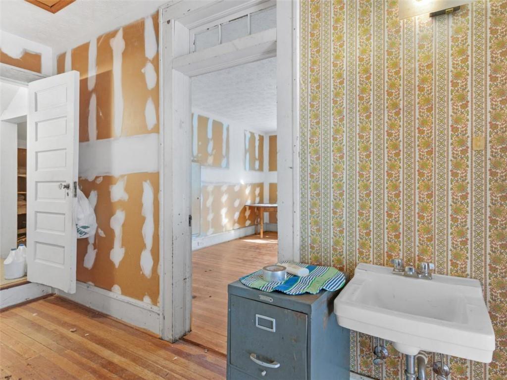 481 Turner Road Concord, GA 30206 - Photo 23 of 44 a bathroom with a sink toilet and shower