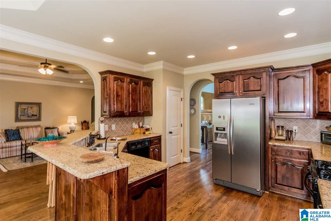 406 Middleridge Drive Springville, AL 35146 - Photo 14 of 49