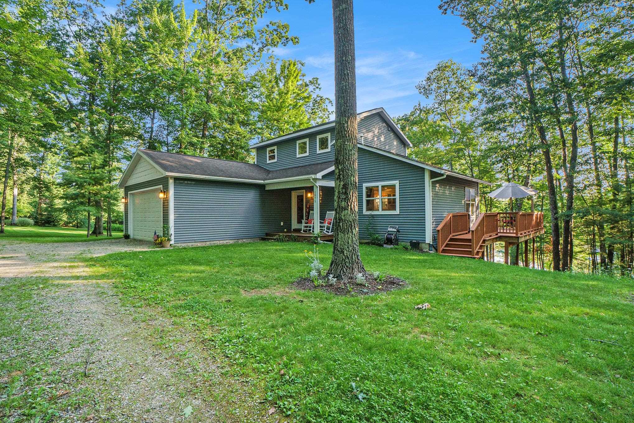1075 Tranquil Point Road Traverse City, MI 49696 - Photo 3 of 44 1924975-6a5c40ff-ef02-4aec-a8bf-eb620c990be1.JPG