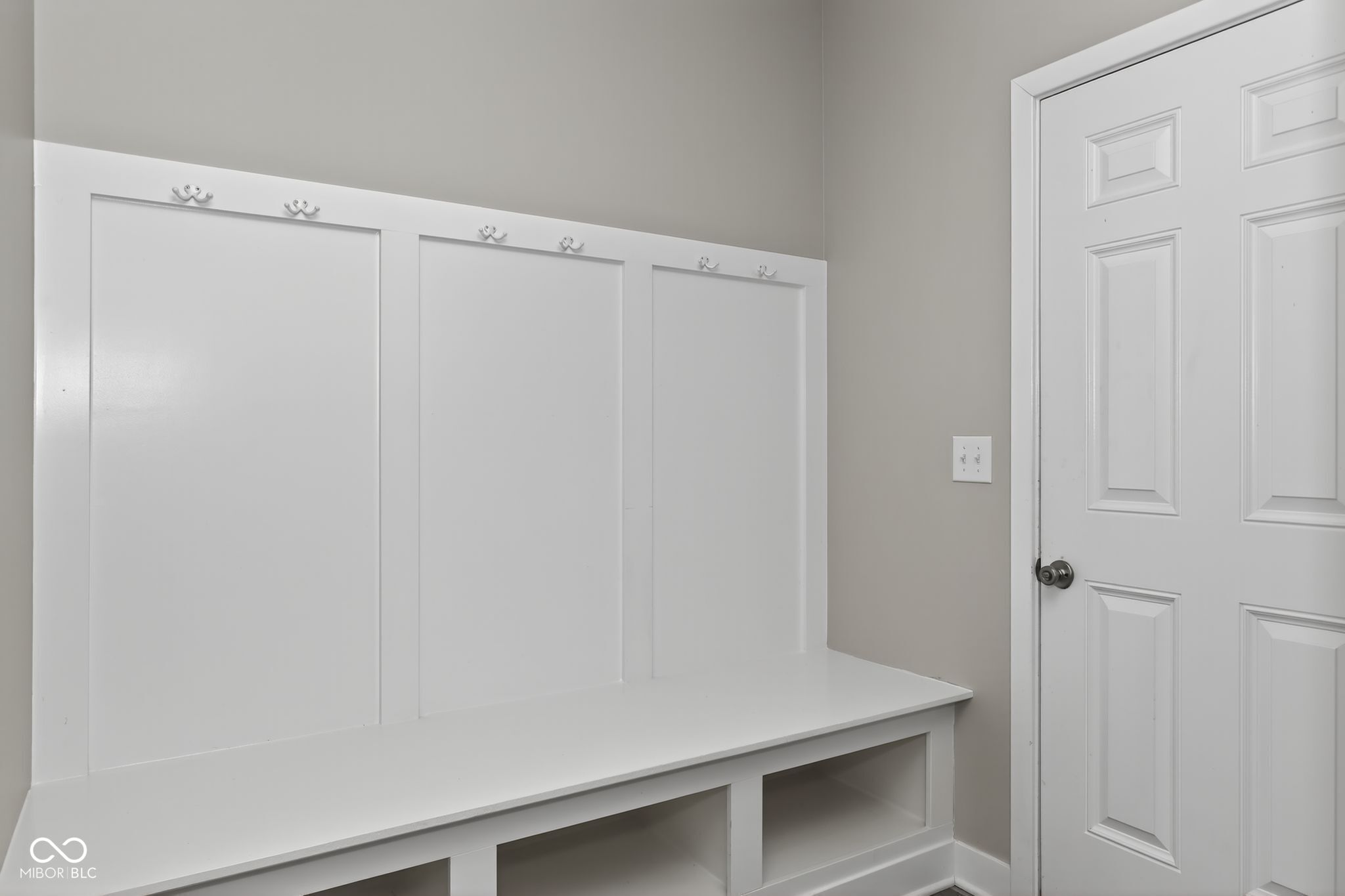 9711 Ridgecrest Lane McCordsville, IN 46055 - Photo 8 of 29