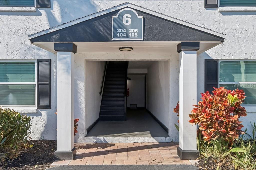 13125 Wilcox Road, Unit 6205 Largo, FL 33774 - Photo 48 of 48 a view of a door of the house