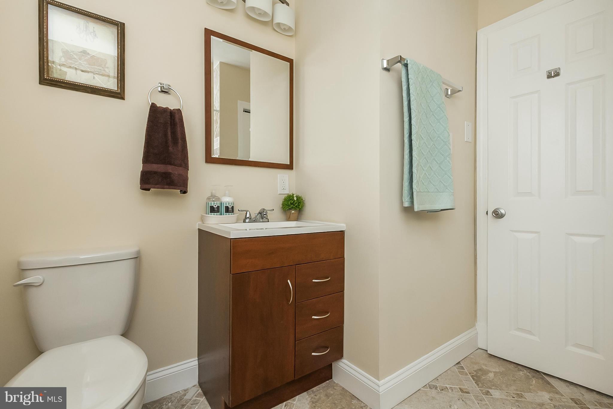 1623 Ingram Road Baltimore, MD 21239 - Photo 13 of 26 Bath
