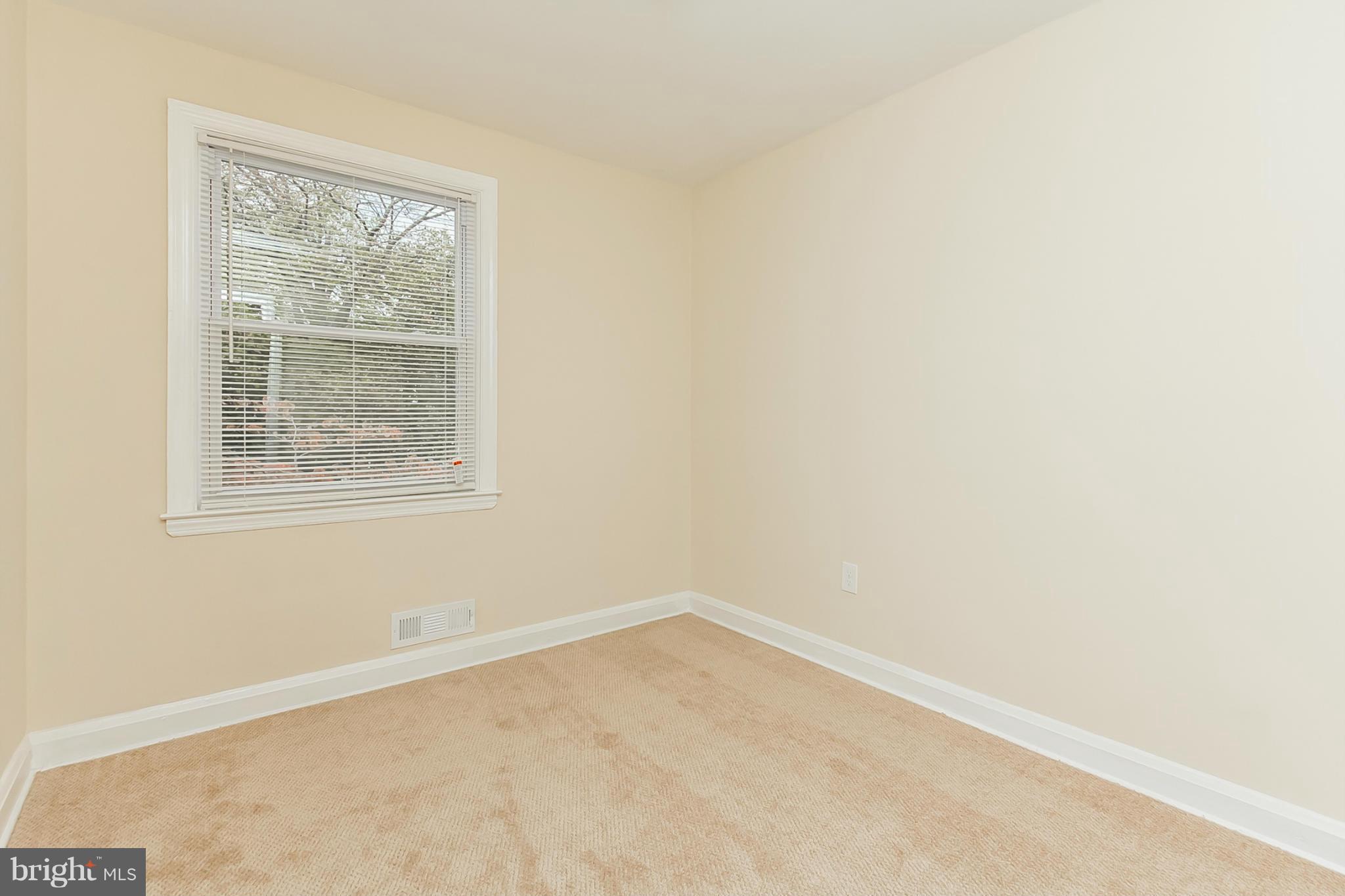 1623 Ingram Road Baltimore, MD 21239 - Photo 17 of 26 Bedroom
