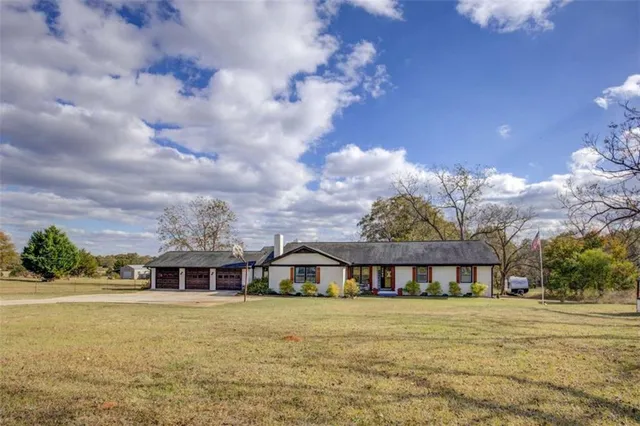 front view of house with a yard