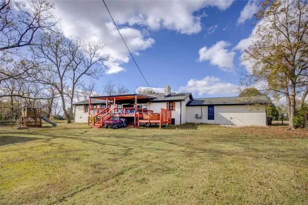 a view of sitting space on deck