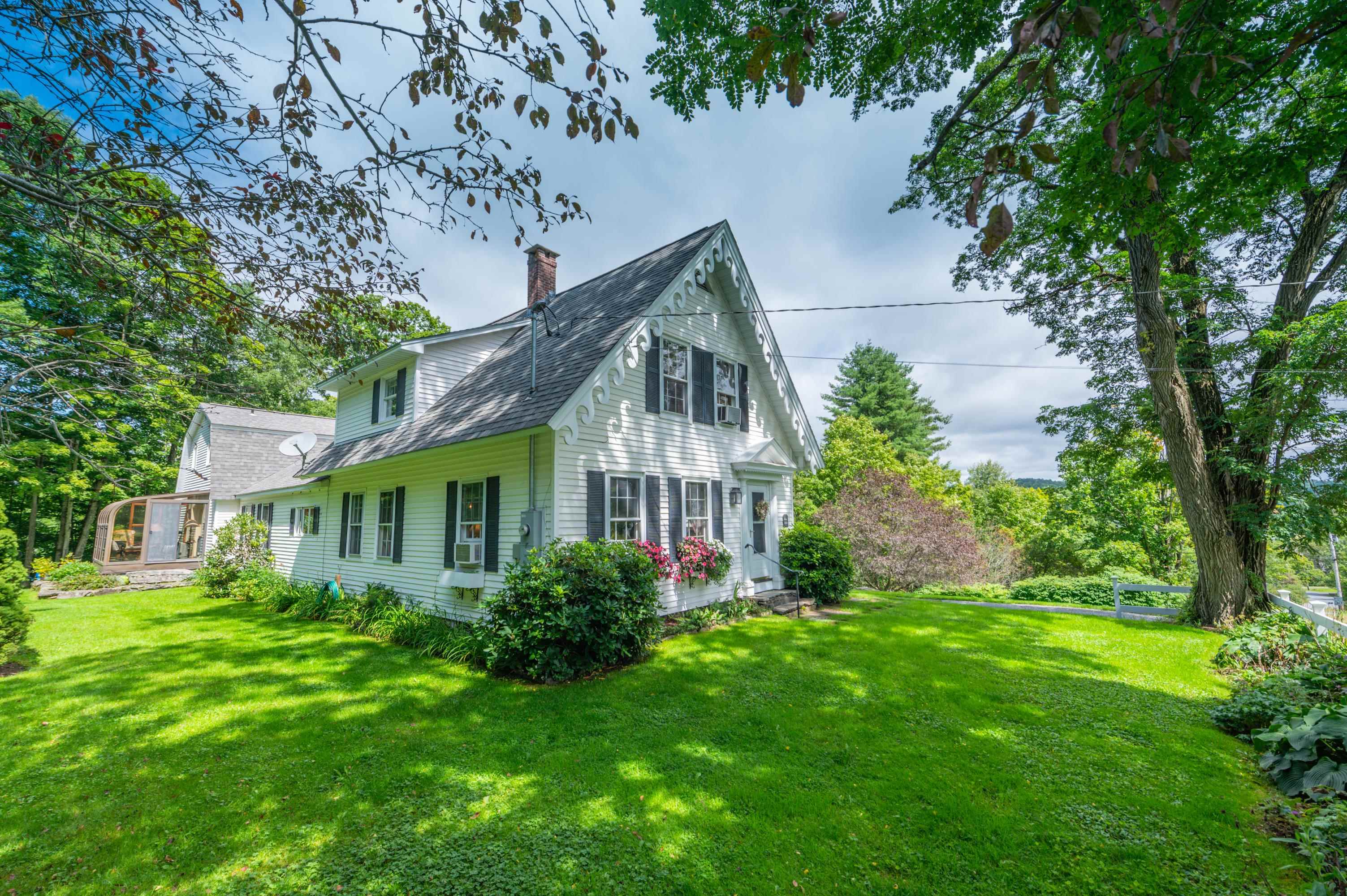 67 Castle Hill Road Wilmington, VT 05363 - Photo 3 of 40