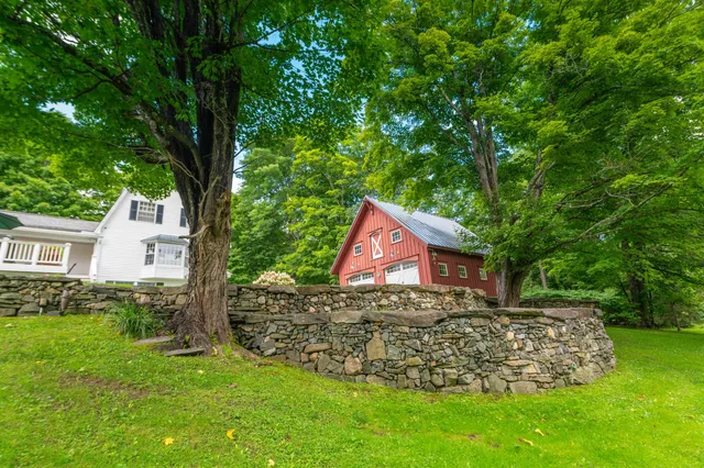 $849,000 | 67 Castle Hill Road, Wilmington, VT 05363