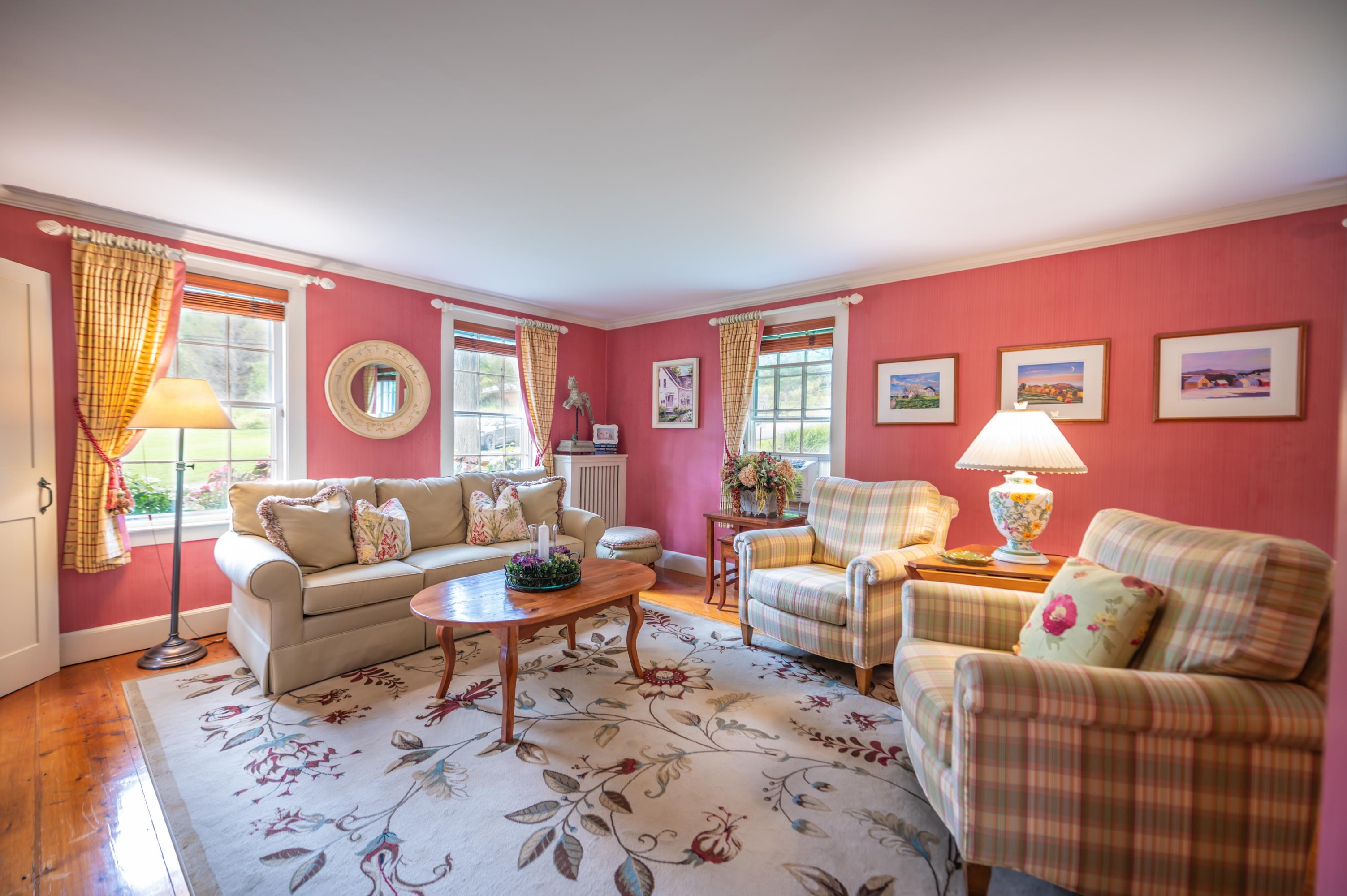 67 Castle Hill Road Wilmington, VT 05363 - Photo 4 of 40