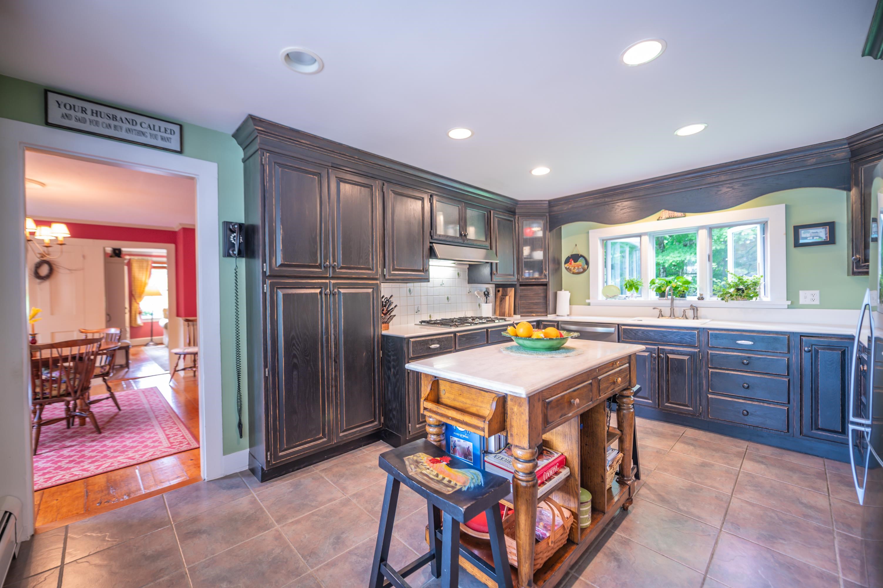 67 Castle Hill Road Wilmington, VT 05363 - Photo 7 of 40