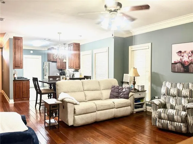 $295,000 | 132 Rue Saint Cameron, Houma, LA 70360