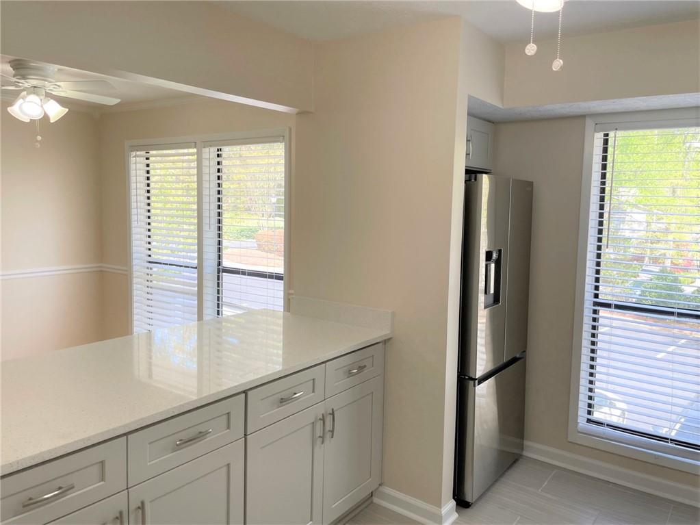 408 Wynnes Ridge Circle Southeast Marietta, GA 30067 - Photo 3 of 15