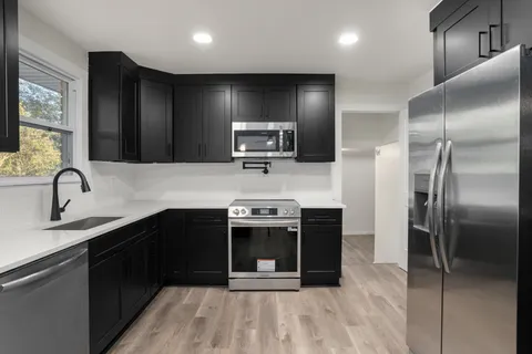 $375,000 | 217 Bonnaridge Drive, Hermitage, TN 37076