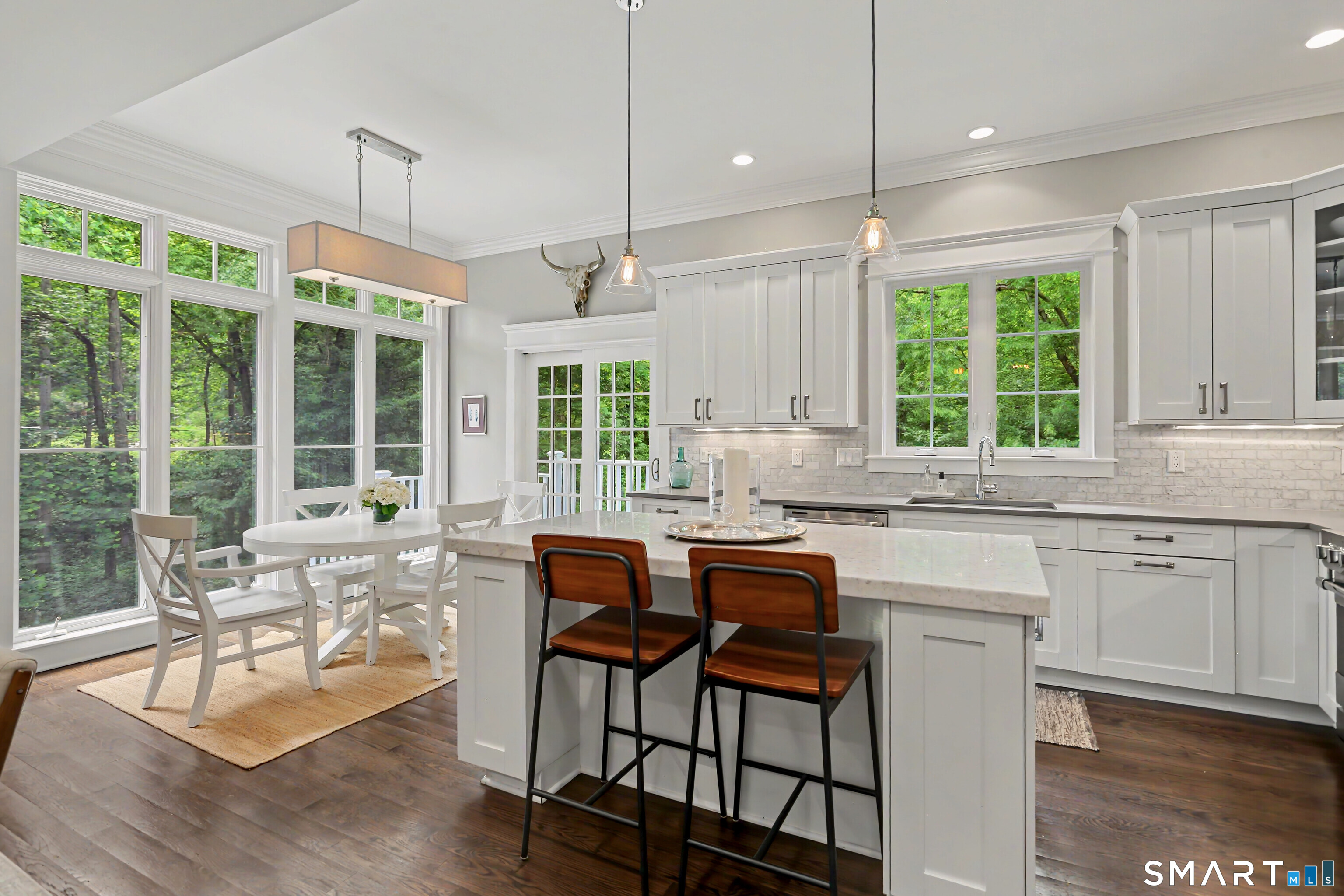1192 Catamount Road Fairfield, CT 06824 - Photo 10 of 37