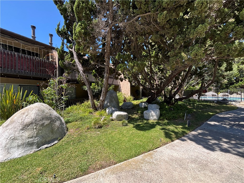 7890 East Spring Street, Unit 4V Long Beach, CA 90815 - Photo 3 of 30