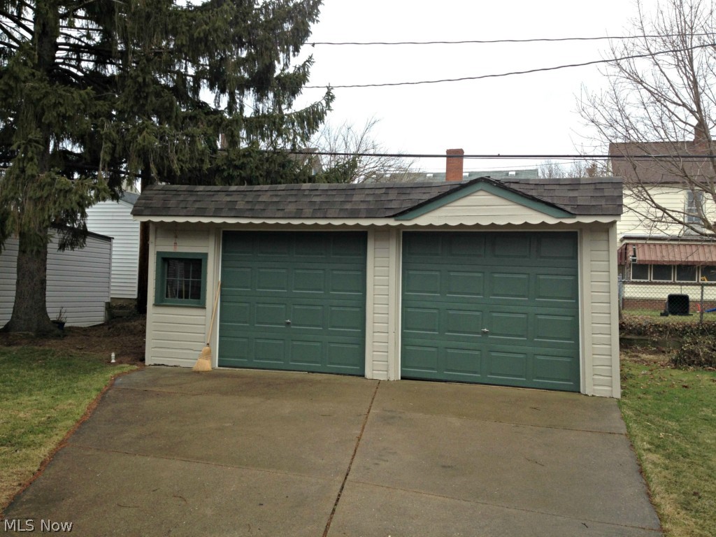 2220 Ralph Avenue Cleveland, OH 44109 - Photo 19 of 20 Gallery Image 19
