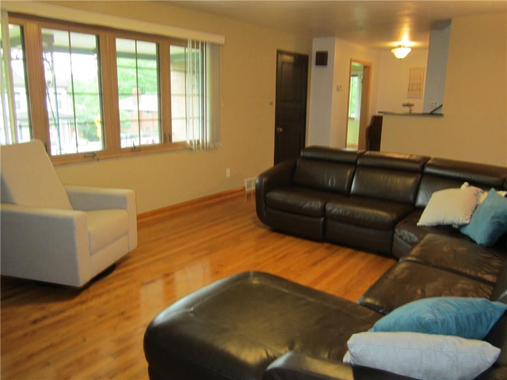404 Soose Road Pittsburgh, PA 15209 - Photo 9 of 24 Gallery Image 9