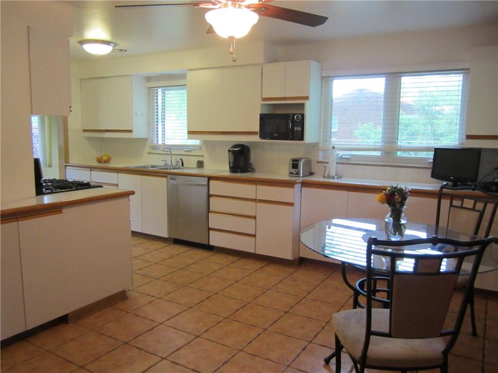 404 Soose Road Pittsburgh, PA 15209 - Photo 10 of 24 Gallery Image 10