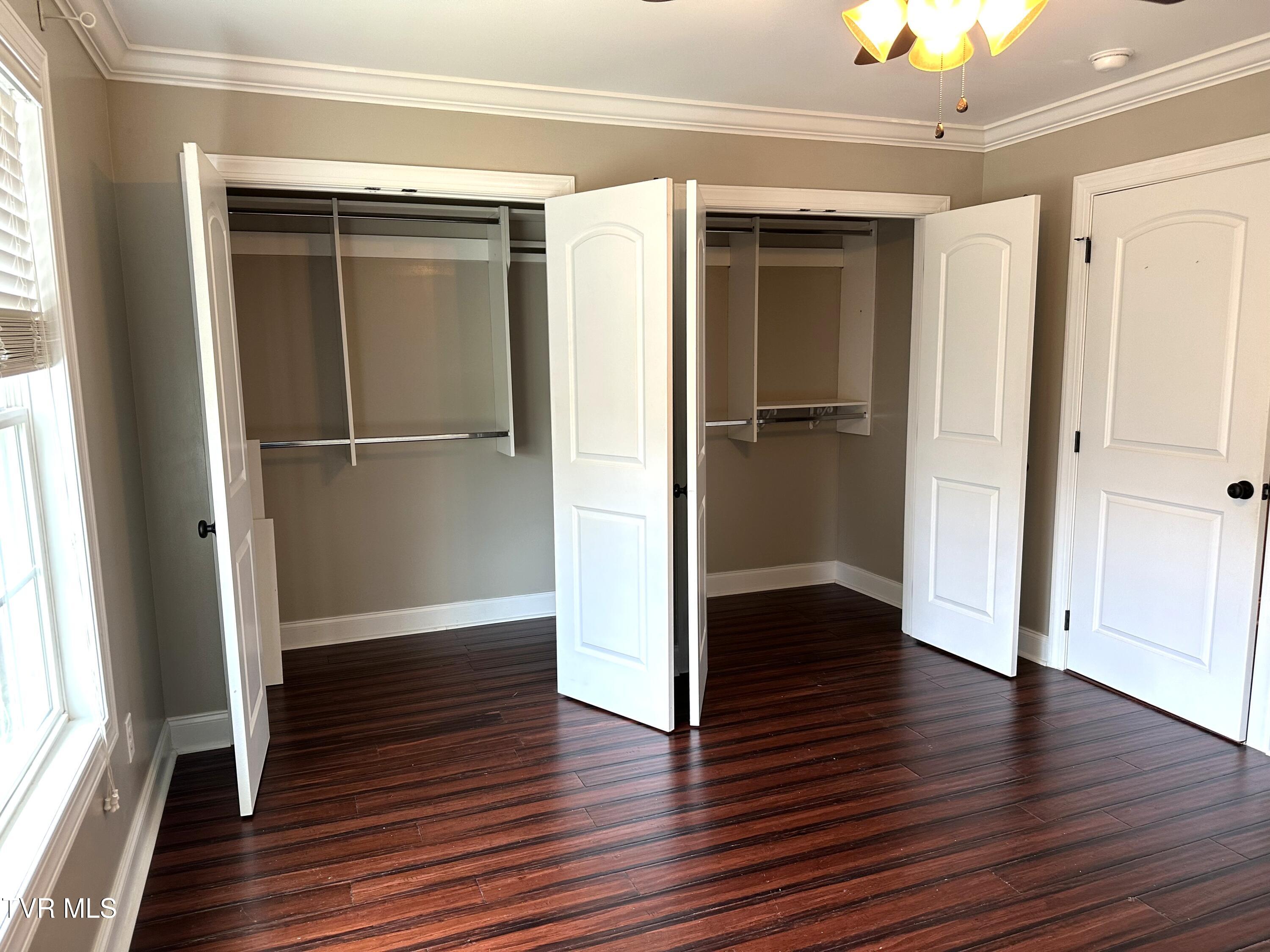2728 Edinburgh Channel Road Kingsport, TN 37664 - Photo 55 of 69 58