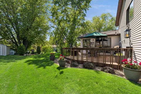 $469,900 | 10435 Buckingham Drive, Eden Prairie, MN 55347