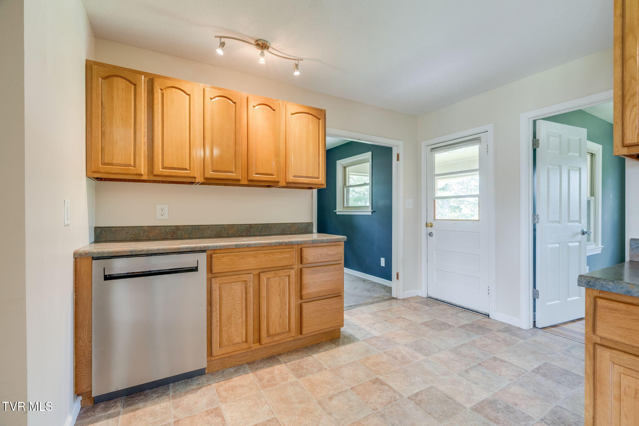 59 New Hope Road Greeneville, TN 37745 - Photo 12 of 39 011