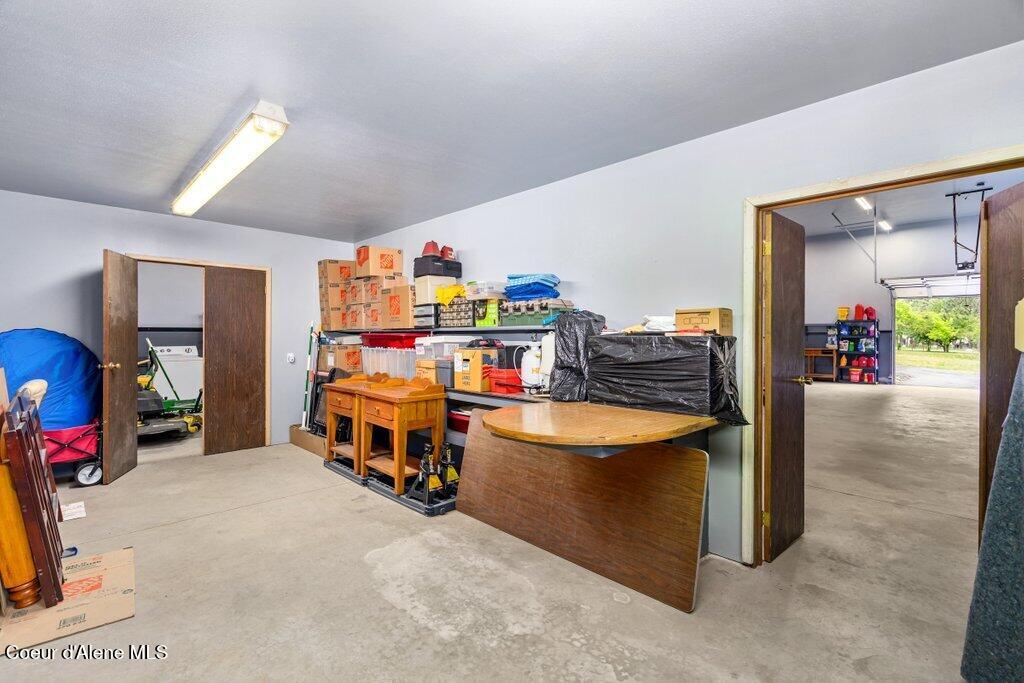 16907 North Trails End Road Rathdrum, ID 83858 - Photo 14 of 24 Interior Room