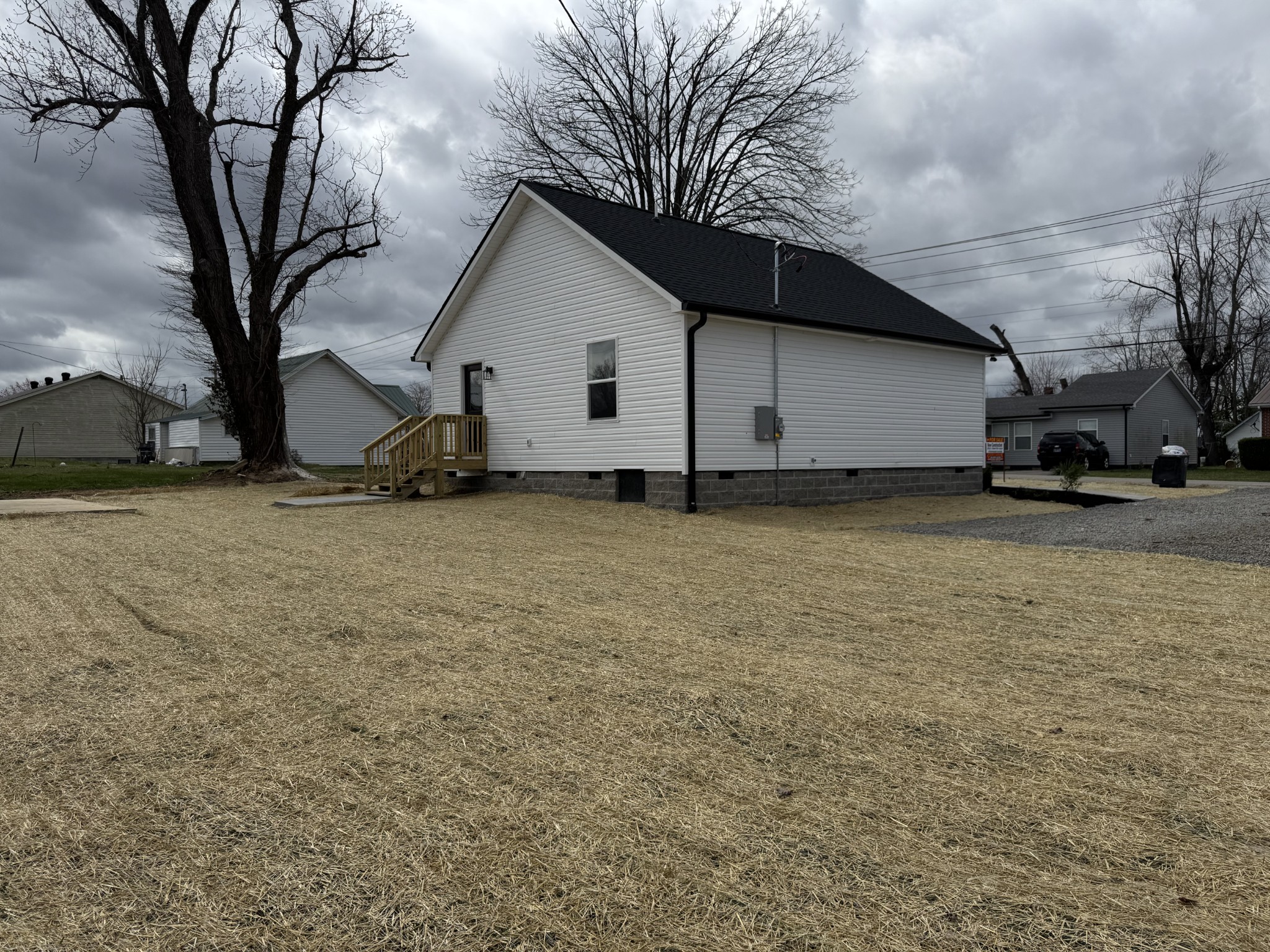 706 Courthouse View Street Lafayette, TN 37083 - Photo 26 of 27 a view of a house with a yard
