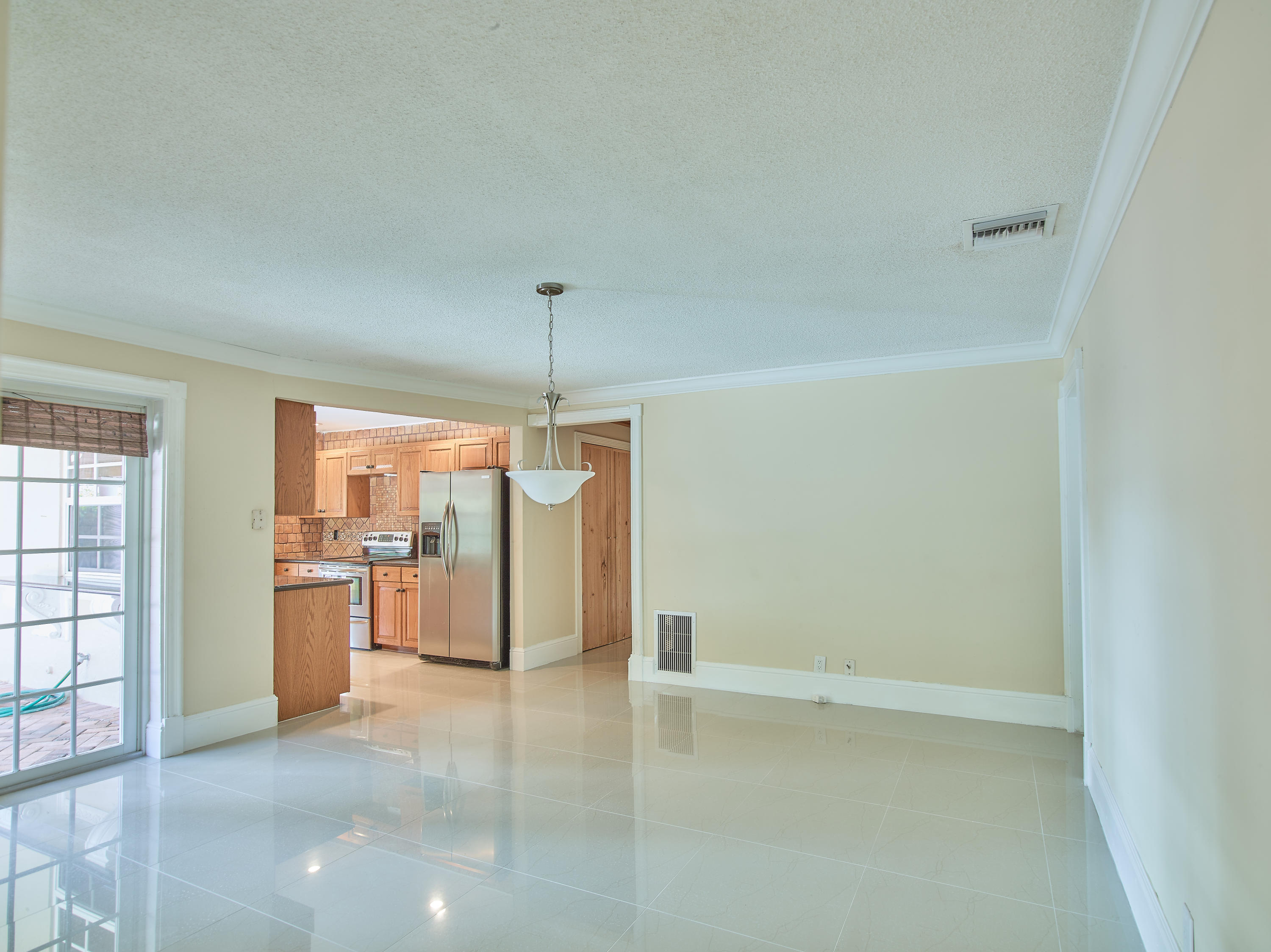 1423 Southwest 13th Place Boca Raton, FL 33486 - Photo 7 of 20 family room