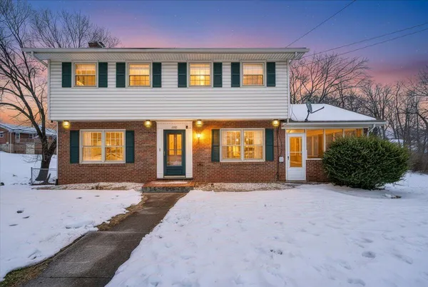 $338,000 | 1685 Sigmon Road Northwest, Roanoke, VA 24017