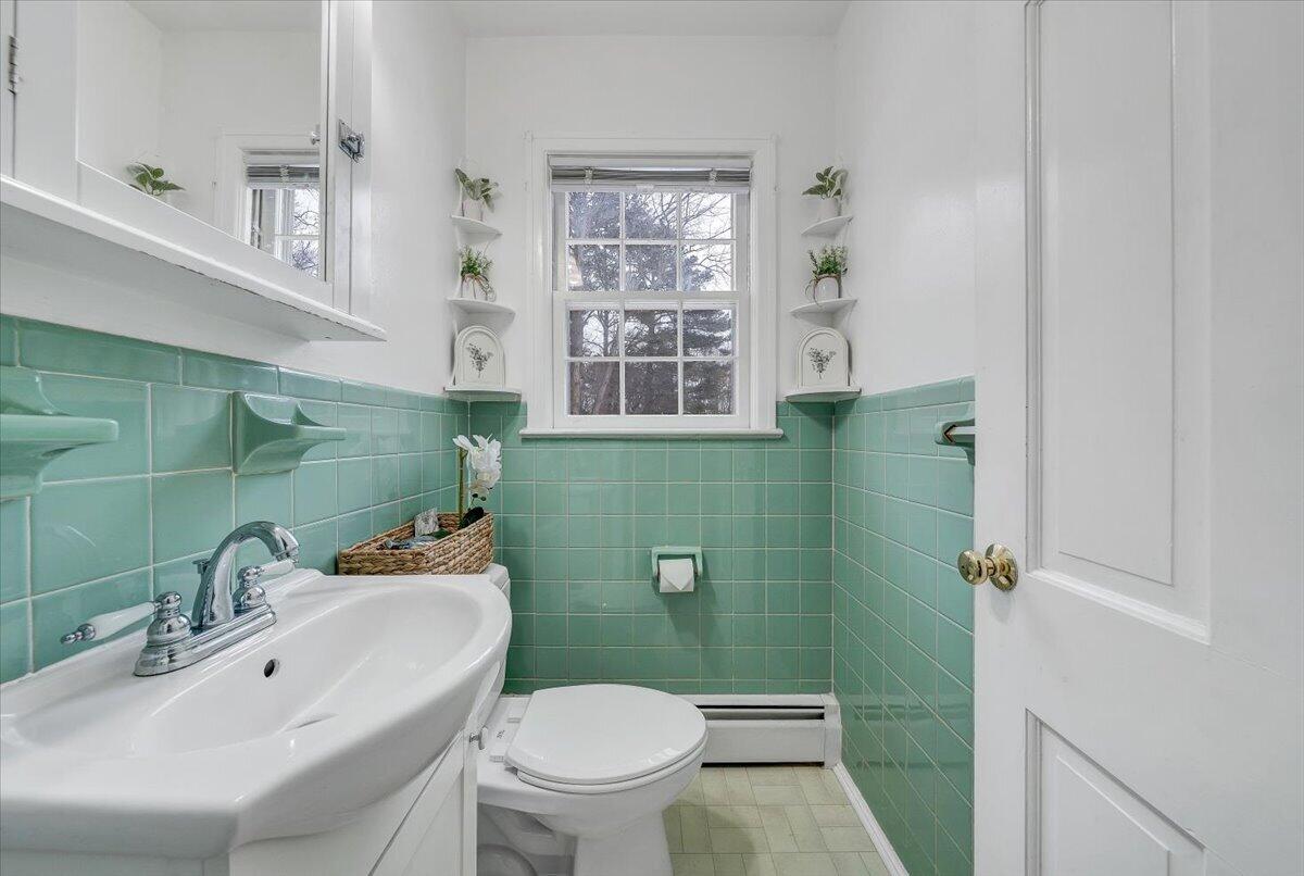 1685 Sigmon Road Northwest Roanoke, VA 24017 - Photo 16 of 54 16-MIB08958-R5