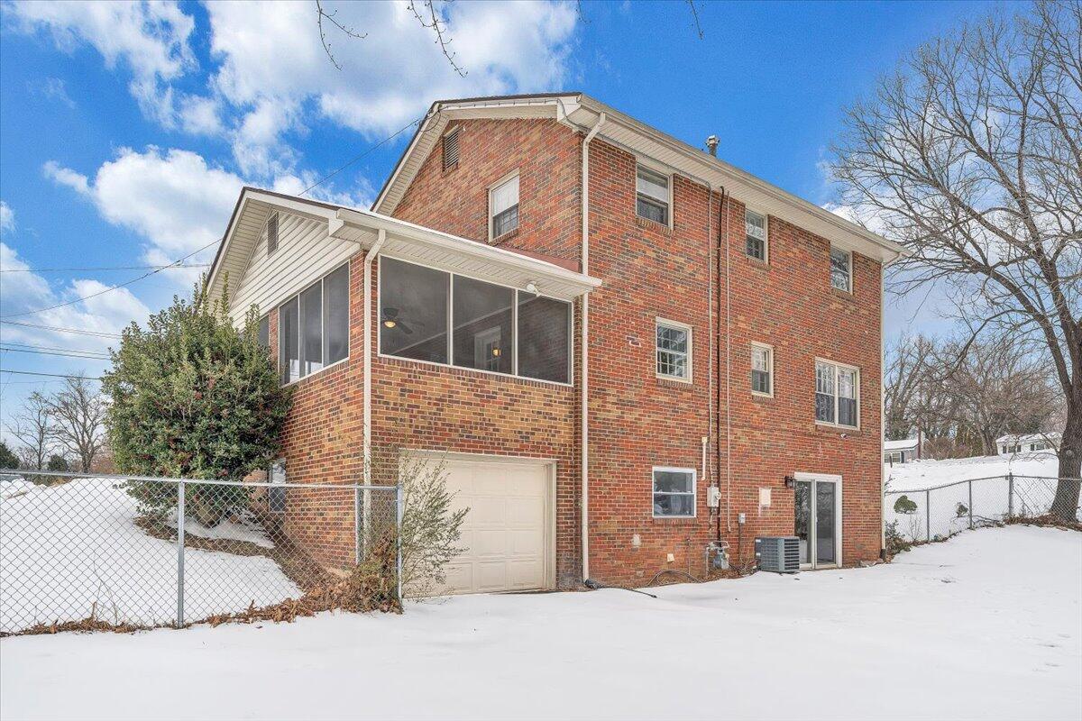 1685 Sigmon Road Northwest Roanoke, VA 24017 - Photo 46 of 54 40-MIB09057-R5