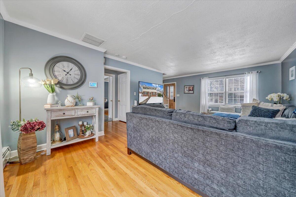 1685 Sigmon Road Northwest Roanoke, VA 24017 - Photo 7 of 54 07-MIB08931