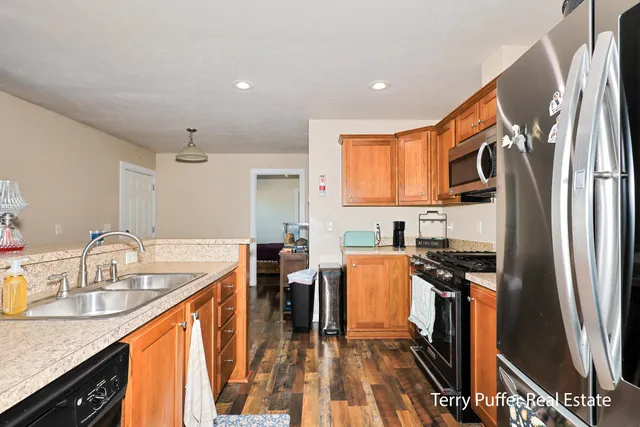 $59,900 | 796 Strawberry Lane, Muskegon, MI 49442