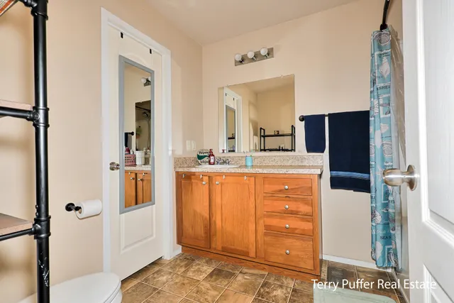 $59,900 | 796 Strawberry Lane, Muskegon, MI 49442