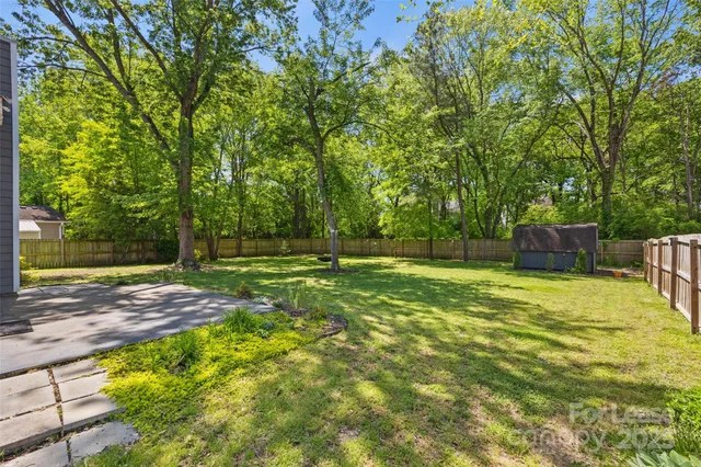 $2,600 | 6801 Stillmeadow Drive, Charlotte, NC 28277