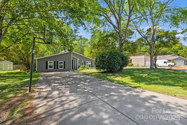 $2,730 | 6801 Stillmeadow Drive, Charlotte, NC 28277