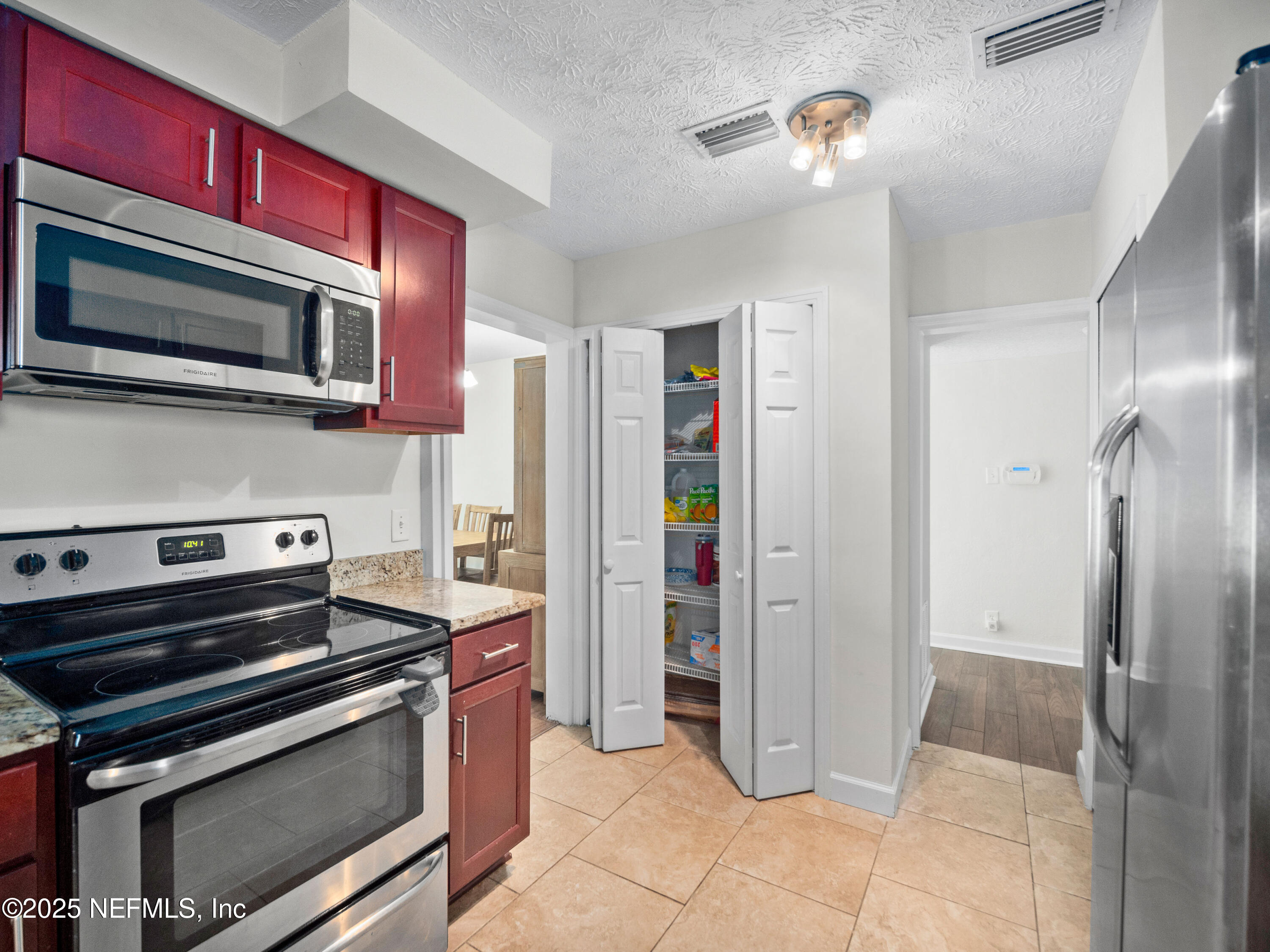 2440 Bayview Road Jacksonville, FL 32210 - Photo 18 of 35 Pantry