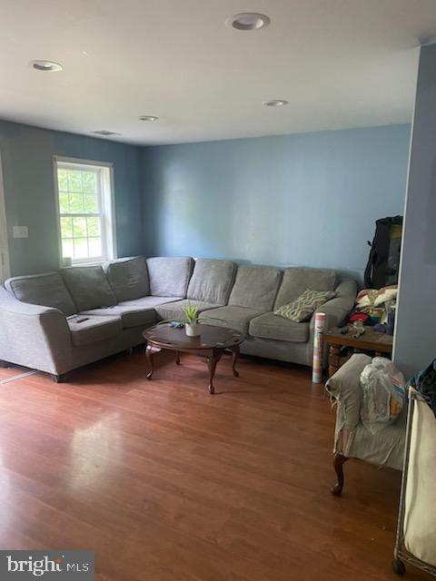 704 Falconer Road Joppa, MD 21085 - Photo 2 of 7 Family Room