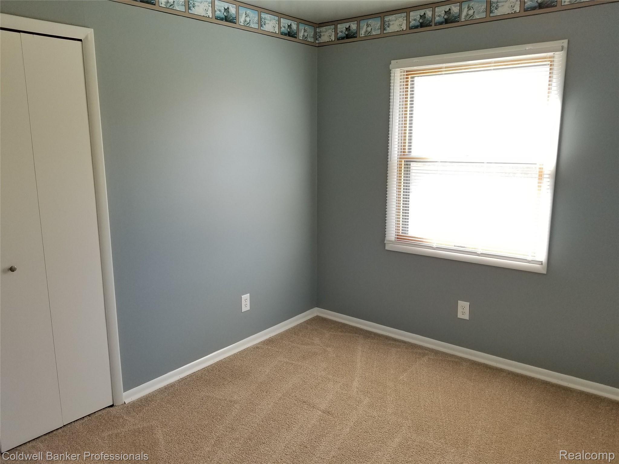 2040 Hasler Lake Road Lapeer, MI 48446 - Photo 33 of 38 Bedroom #3