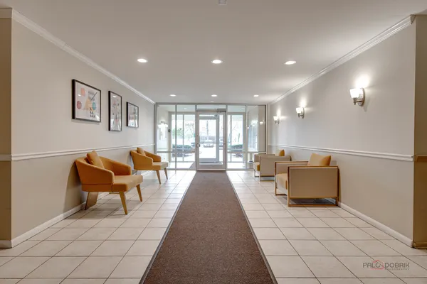 $199,000 | 5506 Lincoln Avenue, Unit A521, Morton Grove, IL 60053