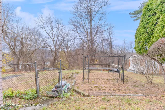 $579,000 | 306-308 Broadway, Port Ewen, NY 12487